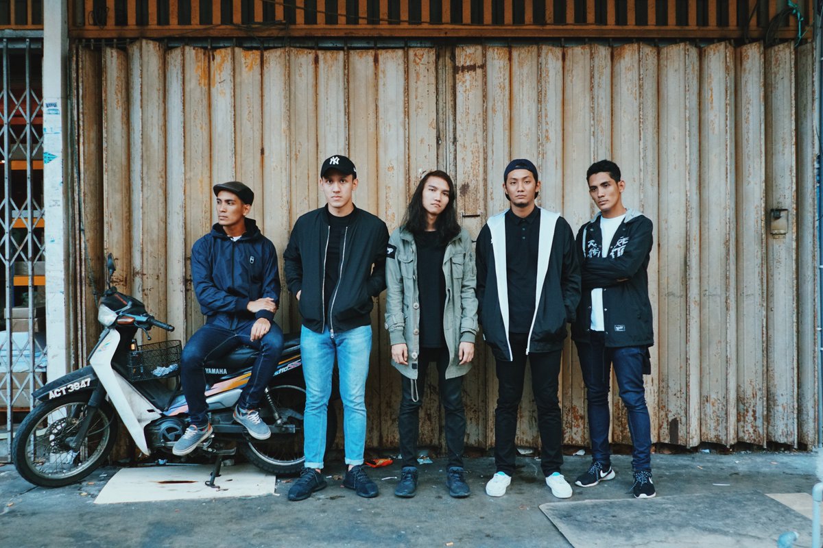 rajanazrinshah's tweet photo. SOG vs Margosa
@weareSOG
@MargosaMusic
#SOGProduction https://t.co/1gpvtyUXIg