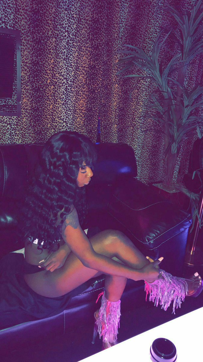 TeasersGC's tweet photo. Cierra 🤩😍 https://t.co/TNTT80uSQp