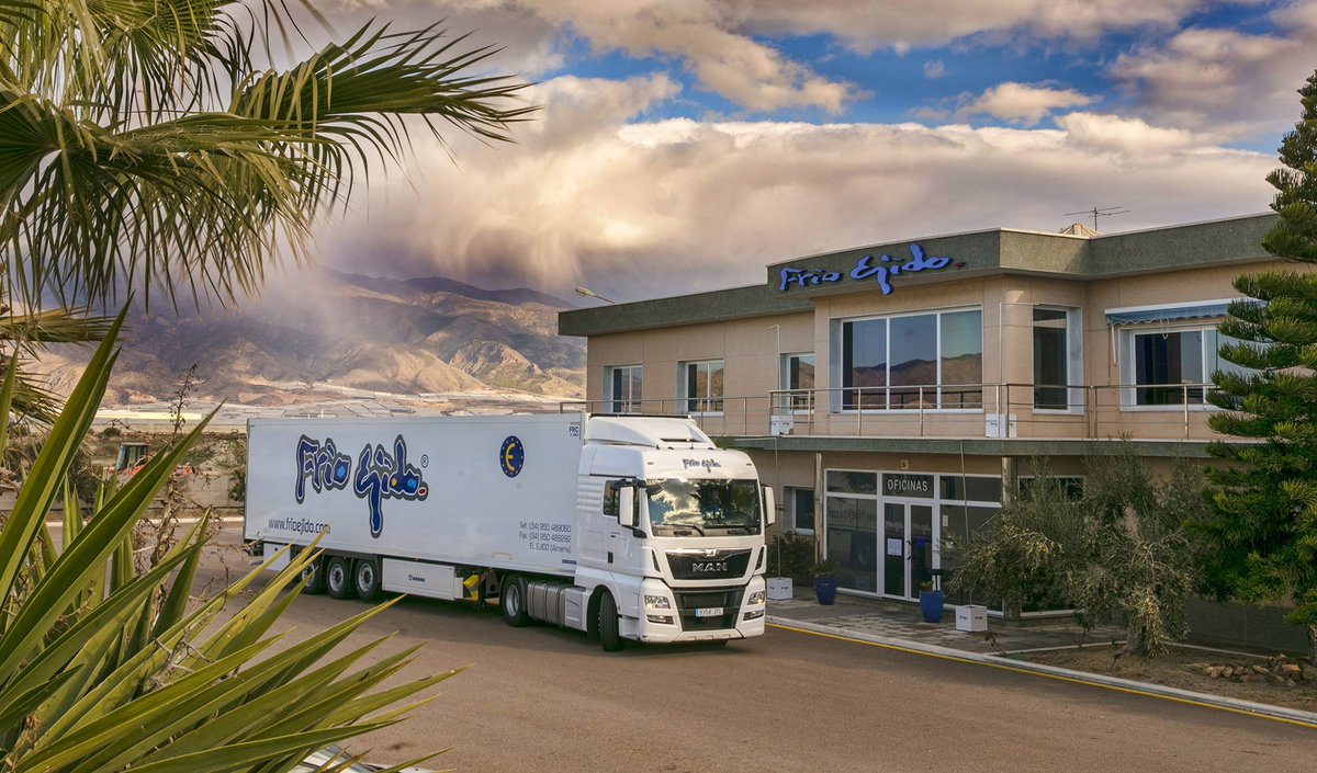 Transporte3's tweet photo. Frío Ejido incorpora tractoras #MAN #TGX #EfficientLine 3.
👉 https://t.co/ADu7SyaqnC https://t.co/8nFrhTw3Ls