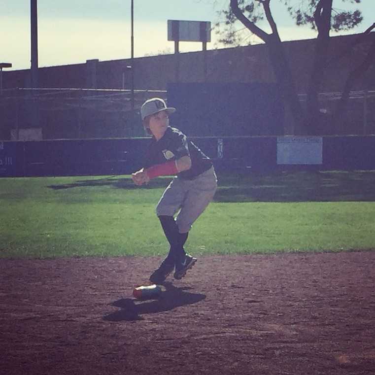 WestLALL's tweet photo. One of us was so pumped for the first weekend of practice that he took grounders on the Majors Field with a broken arm. #wlall https://t.co/Ph7TPx3Hlo