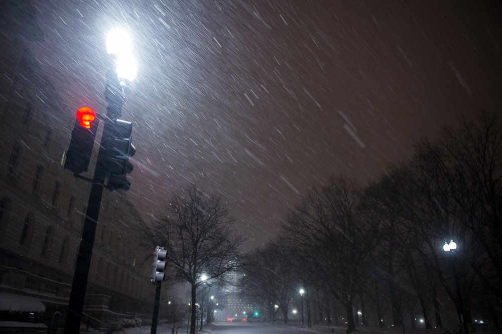 billclarkphotos's tweet photo. The #2016blizzard began two years ago today in Washington. Enjoy the warm weather. https://t.co/MkY782B8FC