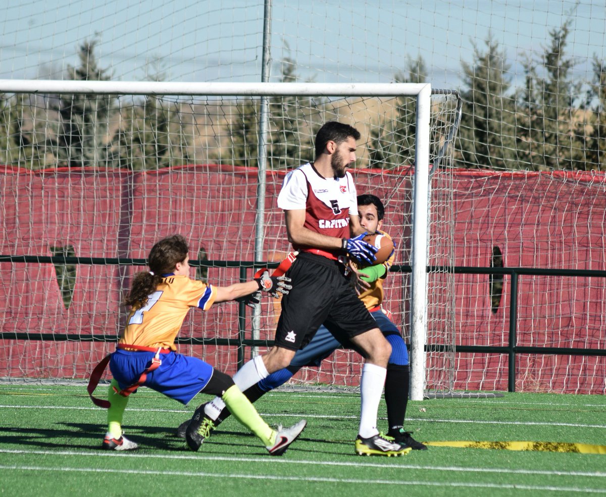 CarolinaJBlanco's tweet photo. Última jornada de #Flagfootball #americanfootball https://t.co/YQ6QpuJbIb