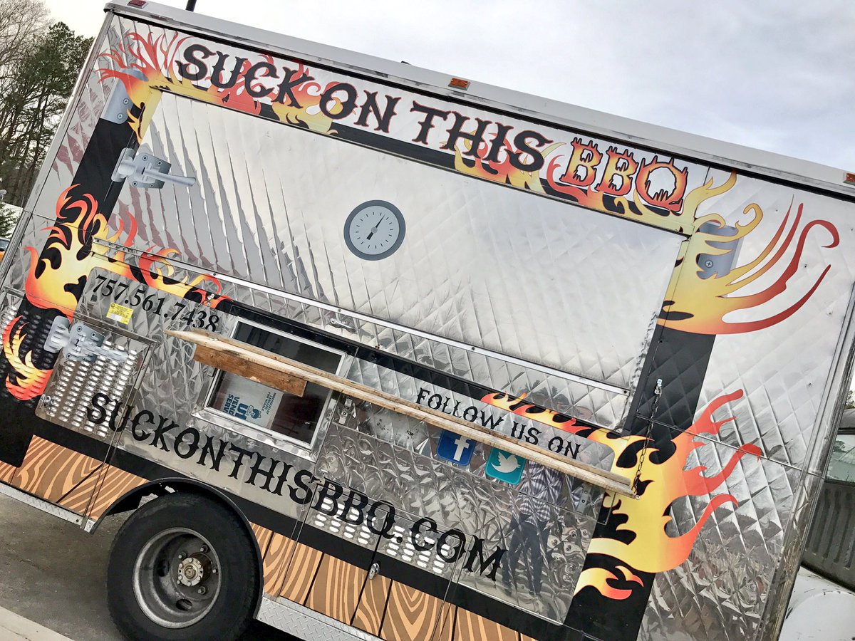 VirginiaBeerCo's tweet photo. It's time for #IndustyNight pint specials!
It's time to dine with @SuckOnThisBBQ!
It's time to take back the outdoors with 🔥 pits + cornhole!
It's time to #TreatYoSelf at 401!
4-9 pm: https://t.co/5aMmb1LtTd https://t.co/KE1ckyTmbP