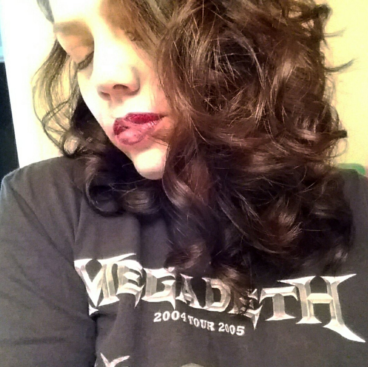 Mary_2the_Mo's tweet photo. @Megadeth 35 years strong!!!! 🤘💀#ThankYou @DaveMustaine https://t.co/51bNYo991y