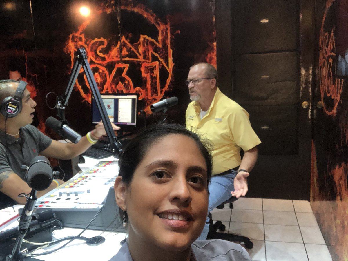 Nos venimos #DeVisita a <a href="/Scan961/">SCAN 96.1</a> con Eduardo Poma #Gracias por recibirnos para dar detalles el <a href="/IlopangoAirShow/">Ilopango Airshow</a> #GiradeMedios @ecoagenciasv #RRPP
