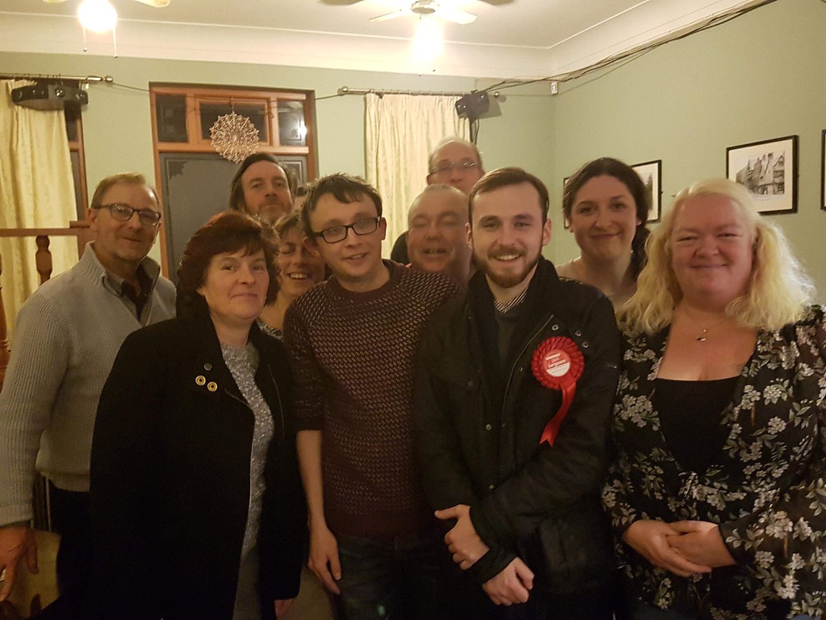 hannahljones8's tweet image. Thanks @Jack4AandD for coming along to @SaltneyLabour branch meeting tonight #letsbackjack