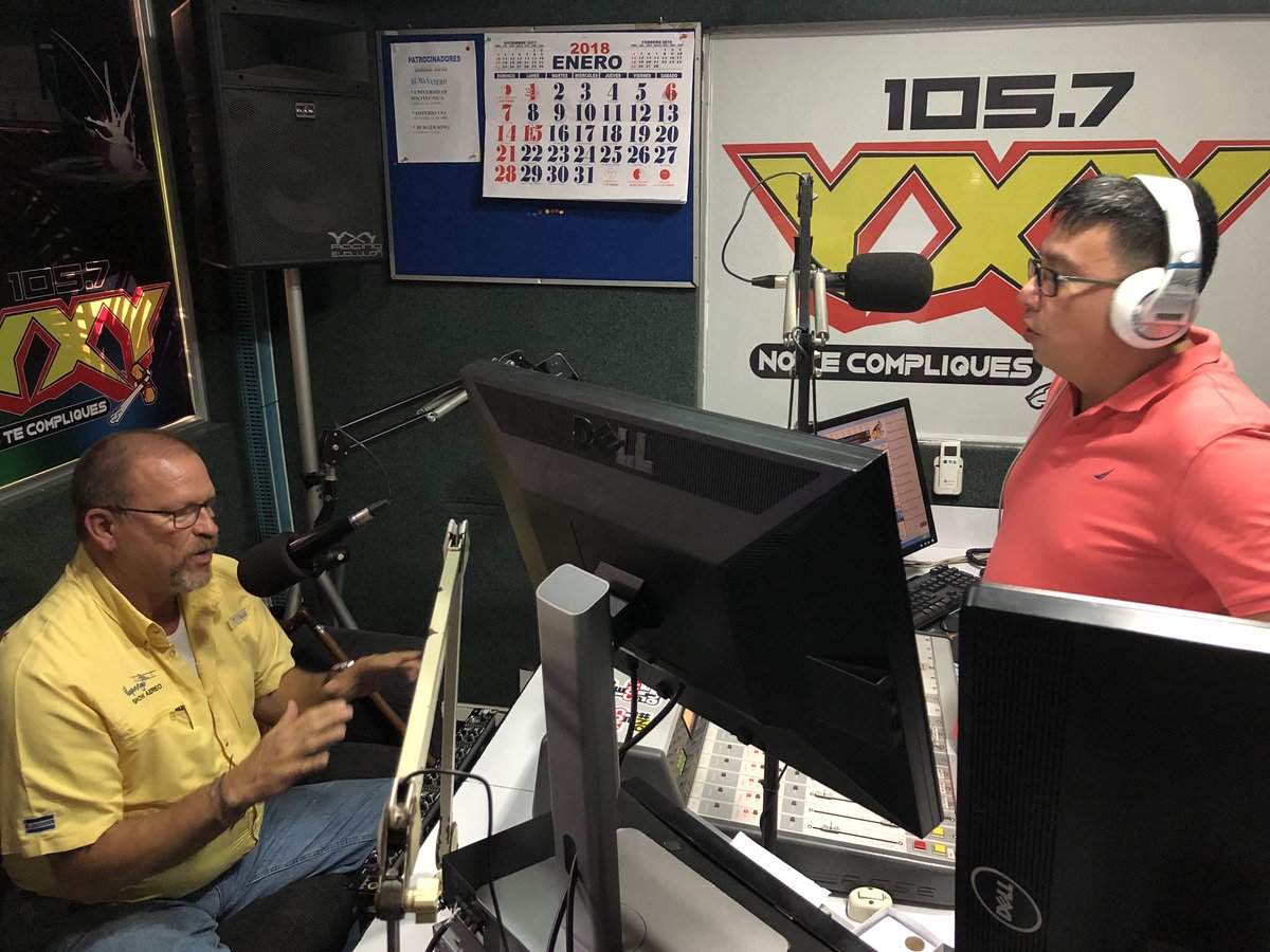 Iniciando en cabina de <a href="/RadioYXY/">Radio Yxy</a> con Eduardo Poma de <a href="/IlopangoAirShow/">Ilopango Airshow</a> quien nos cuenta las razones para asistir al #AirShow este fin de semana #GiradeMedios @ecoagenciasv #RRPP