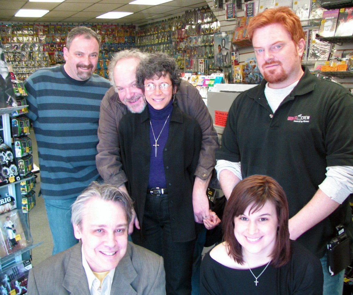 KateMcG2001's tweet photo. #moviemonday @FeenixFilms ca 2009 #JokersWild w. @DaveLaRosaFilm @KateMcG2001 @JanineLaino and Feenix #firstfilm #earlyyears #howfarwevecome #earlytbt #LockLoadLove @wendyshepherd https://t.co/U6RGnUsSUg