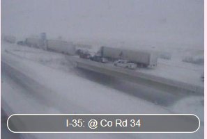 mndotsoutheast's tweet image. Traffic alert: I-35 between Owatonna and Faribault is shut down due to current weather conditions and multiple crashes in the area. Watch for updates. Please drive with caution and check 511mn.org for current road conditions and updates