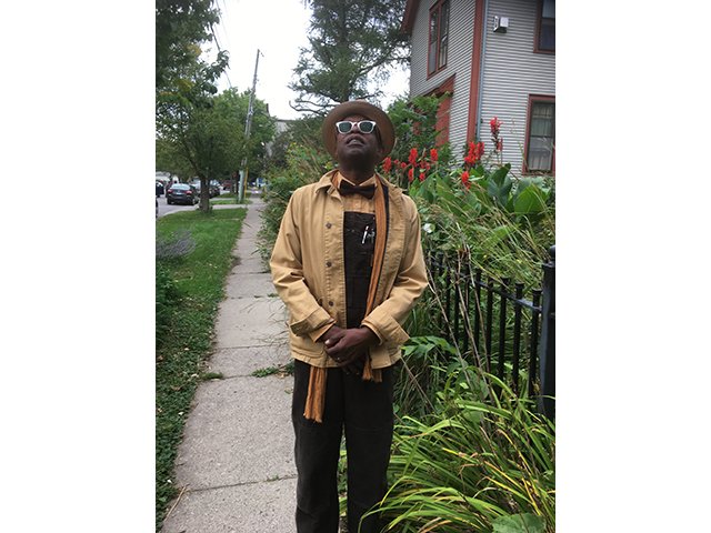 thedancediva's tweet photo. Interviewing Seitu was revelatory and inspiring and fun; writing the profile was daunting! https://t.co/vt1wqrvJJl @4castpublicart https://t.co/Xn9omZomaK