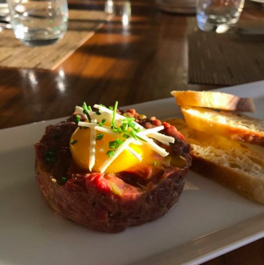 Sun-soaked Mondays at BLT Market! #bltmarket #hawaii #beeftartare #eeeeeats #hawaiieats