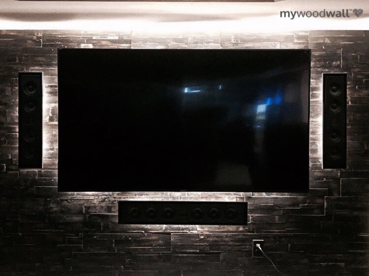 mywoodwall's tweet photo. We love this fantastic project by @kgcphoto of the glowing technology! What an accent wall statement. What do you guys think about the Deep Space color of mywoodwall?
#mywoodwall #FSCcertified #DIY #DIYproject #DIYworld #realwood #Betterhomesandgardens #HGTV #livingroom #inspo https://t.co/2WhvxuRHyJ