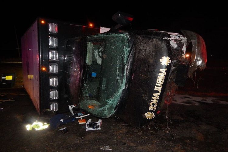 firenation's tweet photo. Indiana EMT Killed in Ambulance Crash, https://t.co/98DhhRA6Vp https://t.co/tawKVV6qe2
