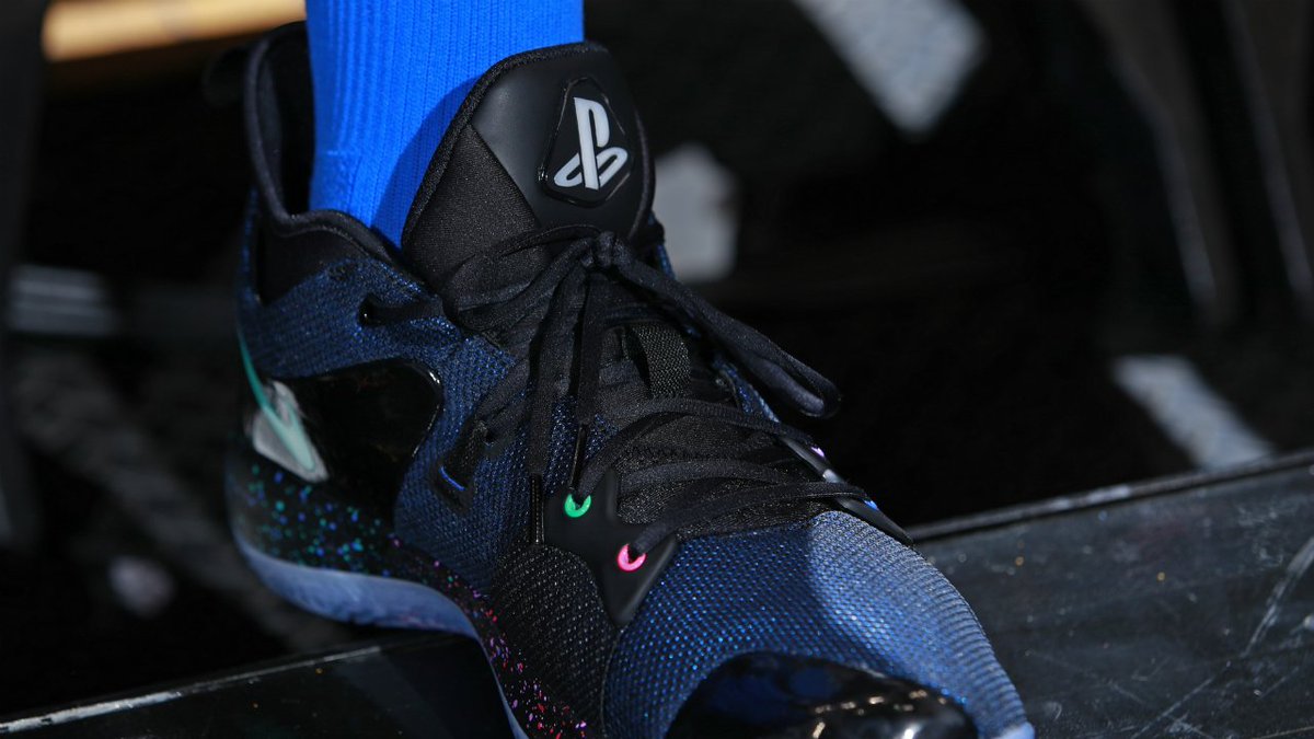 playstation shoes light up