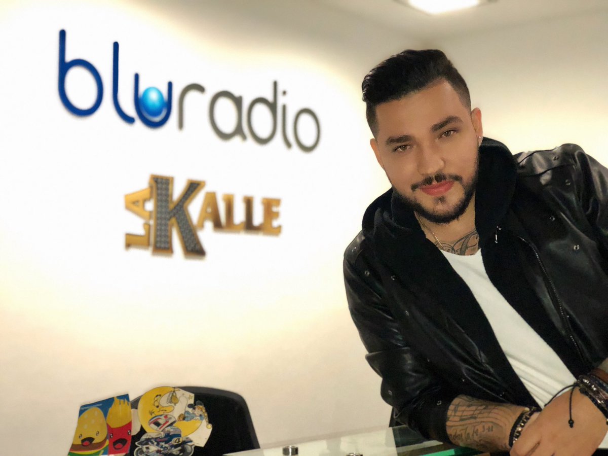 jessiuribe3's tweet photo. Vamos al aire en @lakallecol 📺📻 Mi gente muy conectados con la 96.9 FM #LaMandaMas #DulcePecado https://t.co/Y3lQWpl5fA