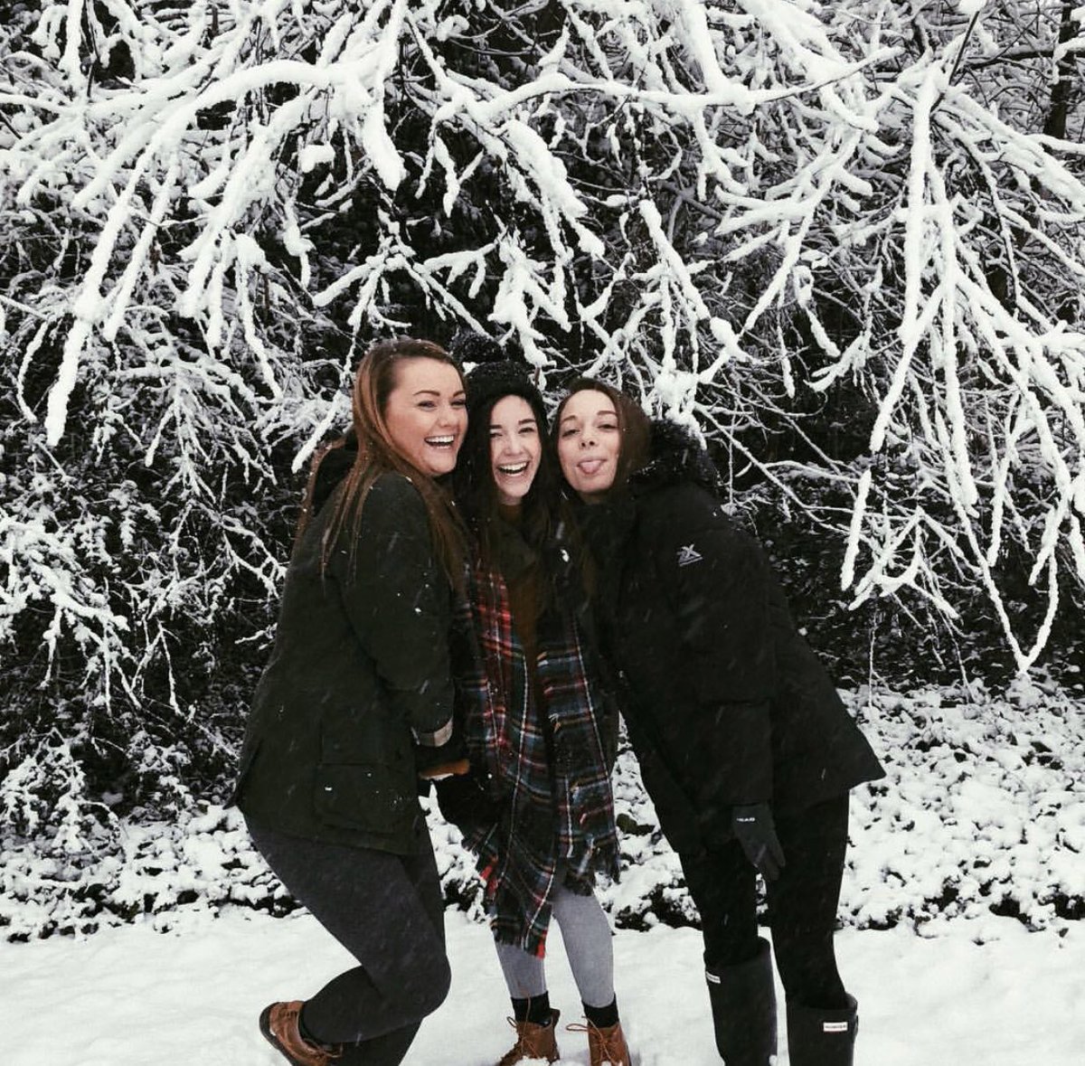 Monday has us missing last week’s winter wonderland💔❄️
