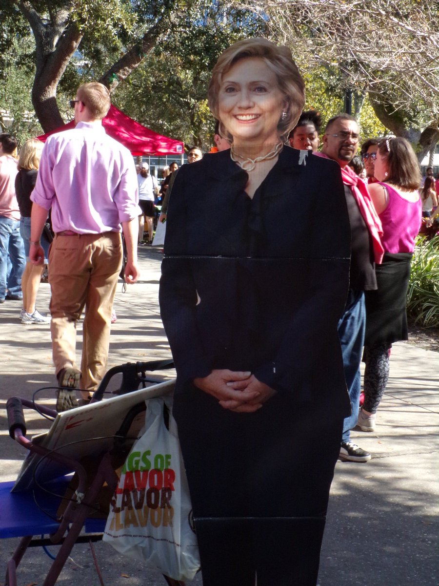 grxmd's tweet photo. @womensmarch in St. Pete, Florida paid police officers and banned sex workers from the event. They also had photo-ops with godzilla. #SolidarityIsForWhiteWomen #SmashWhiteFeminism #Anarchism #antireport https://t.co/wsAHV93blh