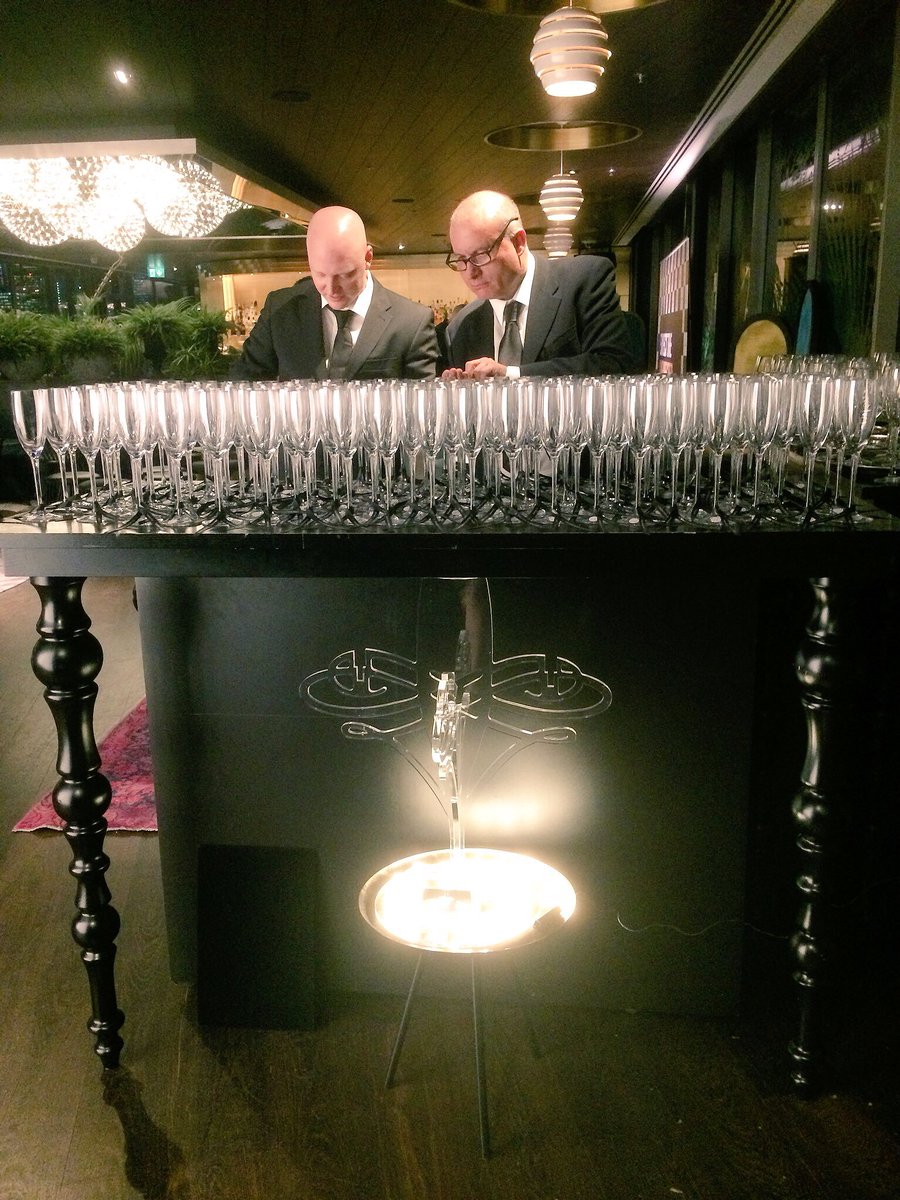 EmbeeReception's tweet photo. ‘See what all the fuss is about’ ...  https://t.co/XEeBVsOPvF        #events #eventprof #corporate #hospitality #winmoreclients #eventideas #wowfactor 💎 https://t.co/g25VahDbCK