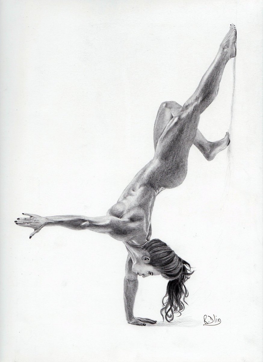 studiodlin's tweet image. My latest drawing. This is @CelesteBonin. Full story of what inspires me about her on my IG post here: instagram.com/p/BeOJgL6HEjx/ Hope you like the drawing! #art #beauty #inspiration