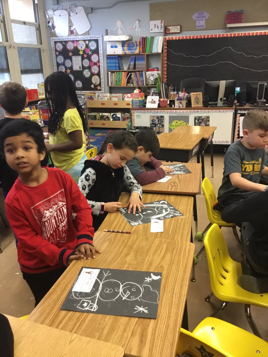 MrsJCuthbertson's tweet photo. We had "snow" much fun today with our Preschool Tiger Buddies. #22Tigers https://t.co/HirVETdkvb