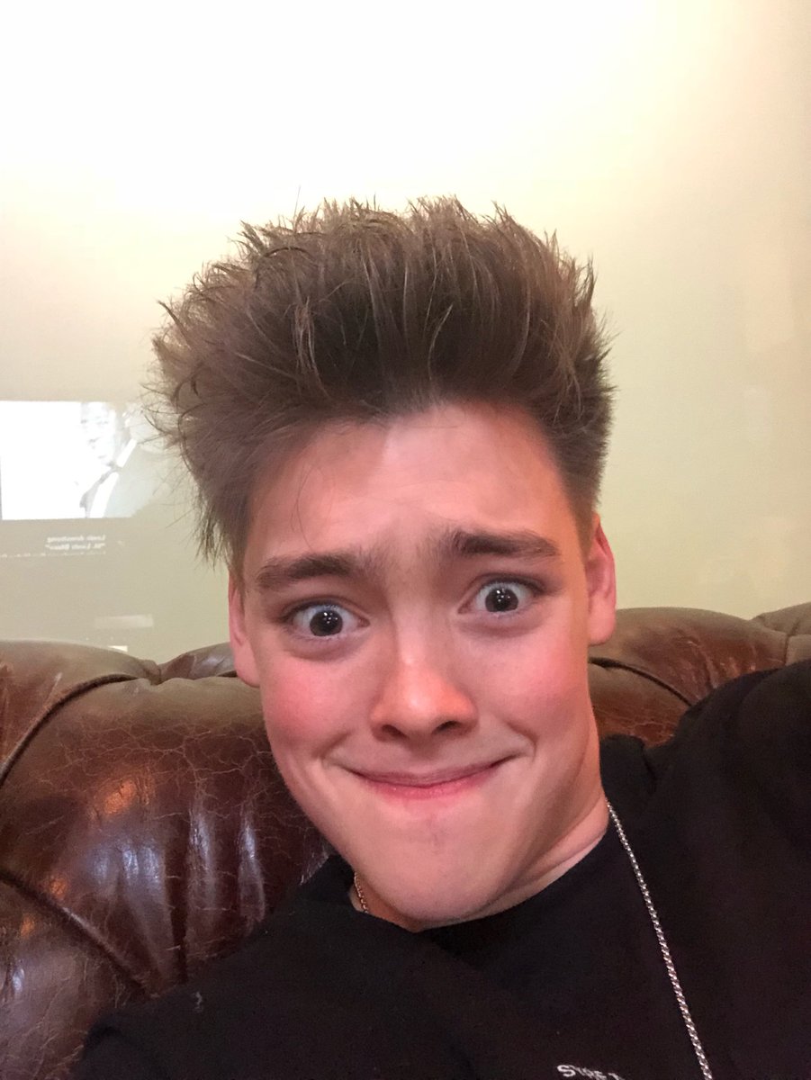 whydontwemusic's tweet photo. hey jack https://t.co/yxzWRCnDzz