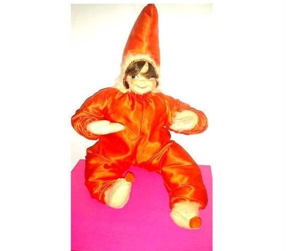 JunkYardBlonde's tweet photo. Vintage Poseable Pixie Doll,1950s
https://t.co/7JULPcbG7a 

#vintagetoys  #shelfie #maskfacedoll #jester #elfplushie #vintagedoll #pixie #junkyardblonde https://t.co/RSOCoPXSwx