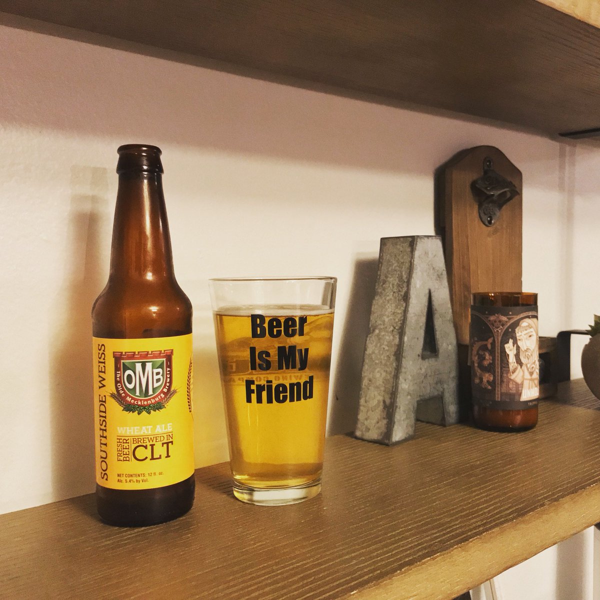 SomeGoodHops's tweet photo. Our case of the #mondays includes #SouthernWeiss from @oldemeckbrew #BeerIsMyFriend #somegoodhops #beerlover #smallbusiness #cerveza #beerlovers #craftbeerlife #craftbeerlove #craftbeerculture #craftbeer #craftbeerporn  #hoppyaf #beergear #beergeek #lovecraftbeer #miamibrewscene https://t.co/x5TxPogvPK
