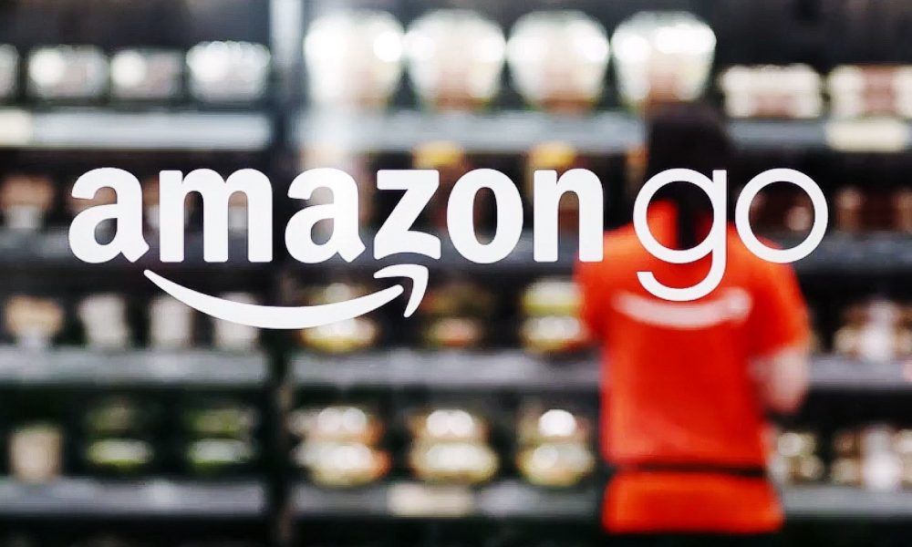 Amazon Go, opened on Monday (Jan. 22) at its headquarters in Seattle, Washington. The store will be staffed with robots and filled with other technologies not typically found in a U.S. buff.ly/2DX2Cby  <a href="/pymnts/">PYMNTS</a> #packsmart #technology #AmazonGo #Robotics #intelipack