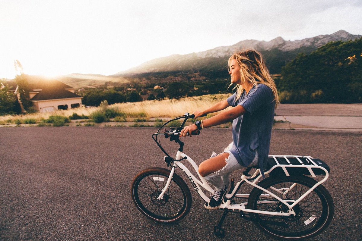 MyHobbyMarketUS's tweet photo. “Nothing compares to the simple pleasure of riding a bike” – John F Kennedy

What do you think? Tweet us tell why? 

#bicycle #roadbike #cyclists #bikestagram #cyclinglife #stravacycling #roadcycling #instacycling #rideyourbike #ilovemybike #lovecycling #instacycle https://t.co/WA1ccP3ZS5