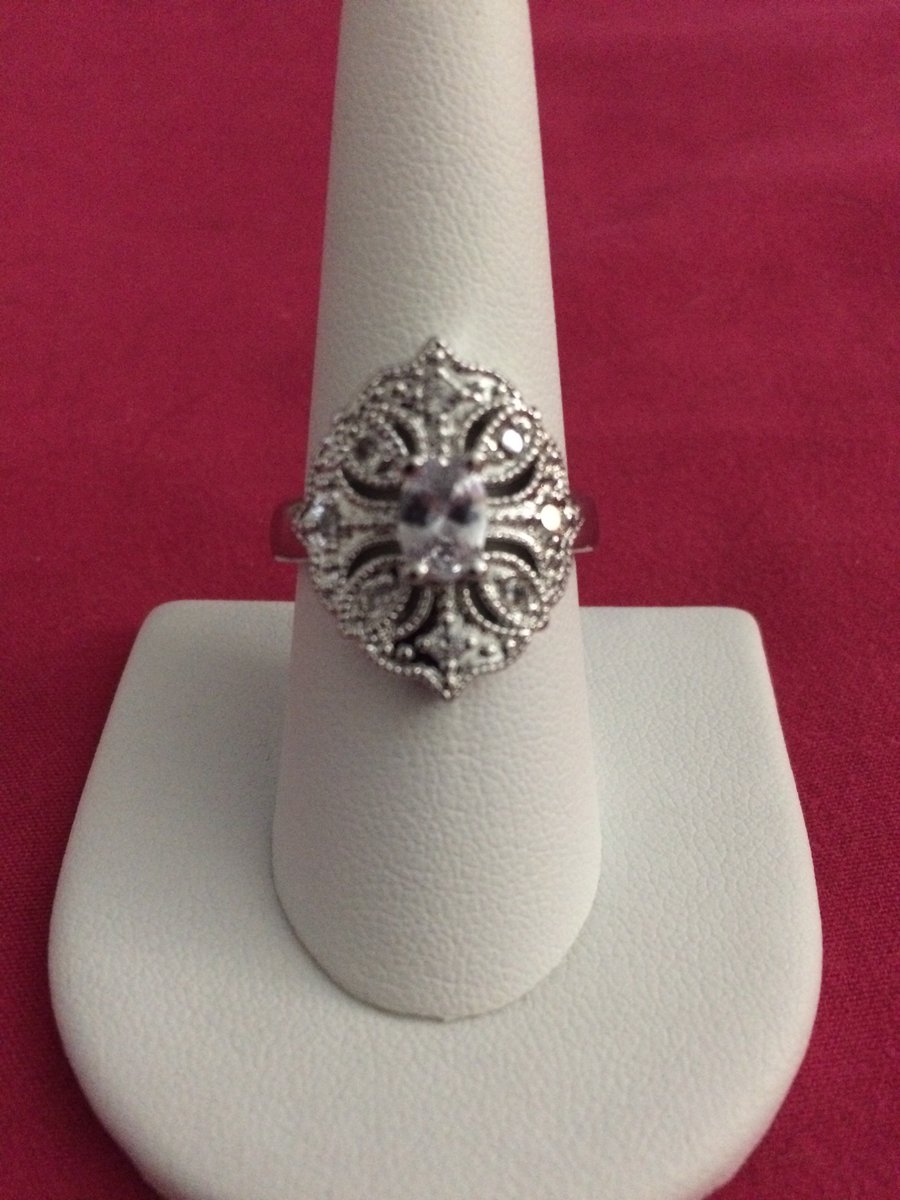 candygrljewelry's tweet photo. Exquisite Stamped 925 Sterling Silver White Zircon Ring Size 8 https://t.co/lwwFACHh3a  #jewelry #rings #925silver #onlineshopping #ValentinesDay #ilovejewelry #iloverings #silver https://t.co/MUtg6ic2ra