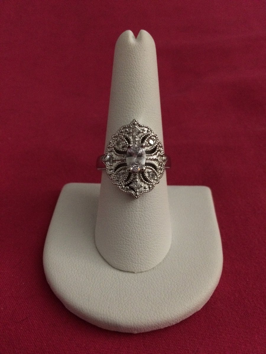 candygrljewelry's tweet photo. Exquisite Stamped 925 Sterling Silver White Zircon Ring Size 8 https://t.co/lwwFACHh3a  #jewelry #rings #925silver #onlineshopping #ValentinesDay #ilovejewelry #iloverings #silver https://t.co/MUtg6ic2ra