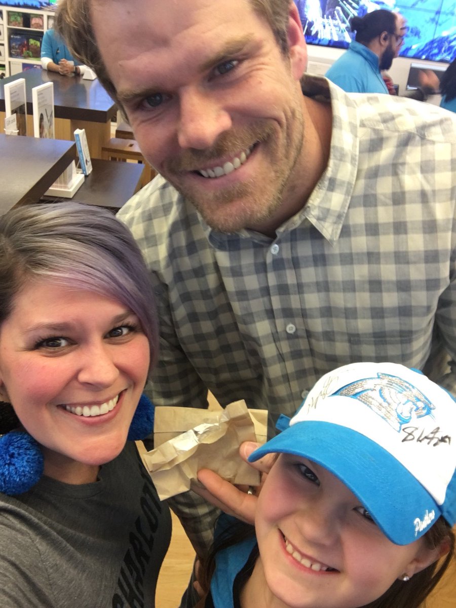 briancox1989's tweet photo. We need to make this go viral @Panthers !!! @gregolsen88 represents this city so well! #WPMOY no doubt!! @MirandainClt hope you don’t mind my screenshotting this!  @espn @NFL #GoodGuyGreg https://t.co/fSekq0nDQs