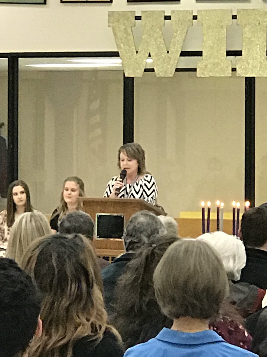 pamelakcarter's tweet photo. NTHS congrats new members #sulsprisd #sulsprhs #sshscte https://t.co/EVNN8ZhEOU