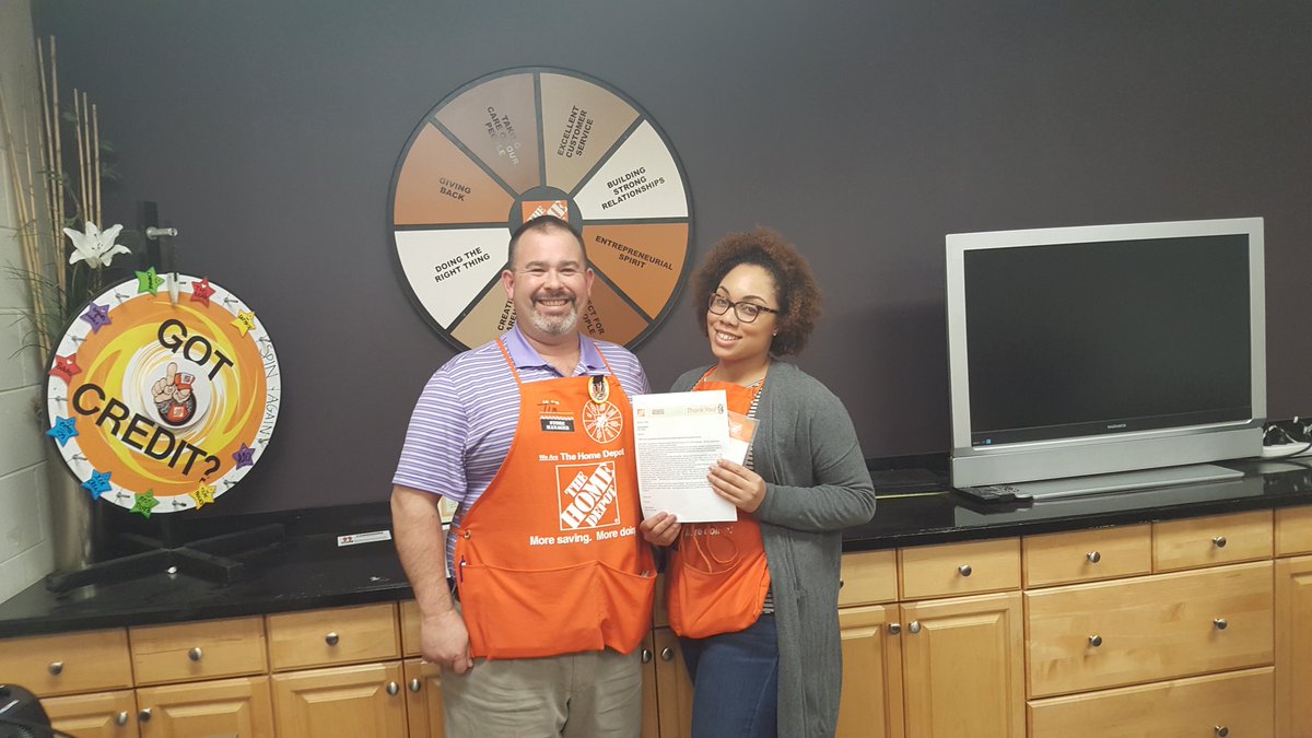 D'S Jasmine Rock the World with her customer service @kattyniner @witman68