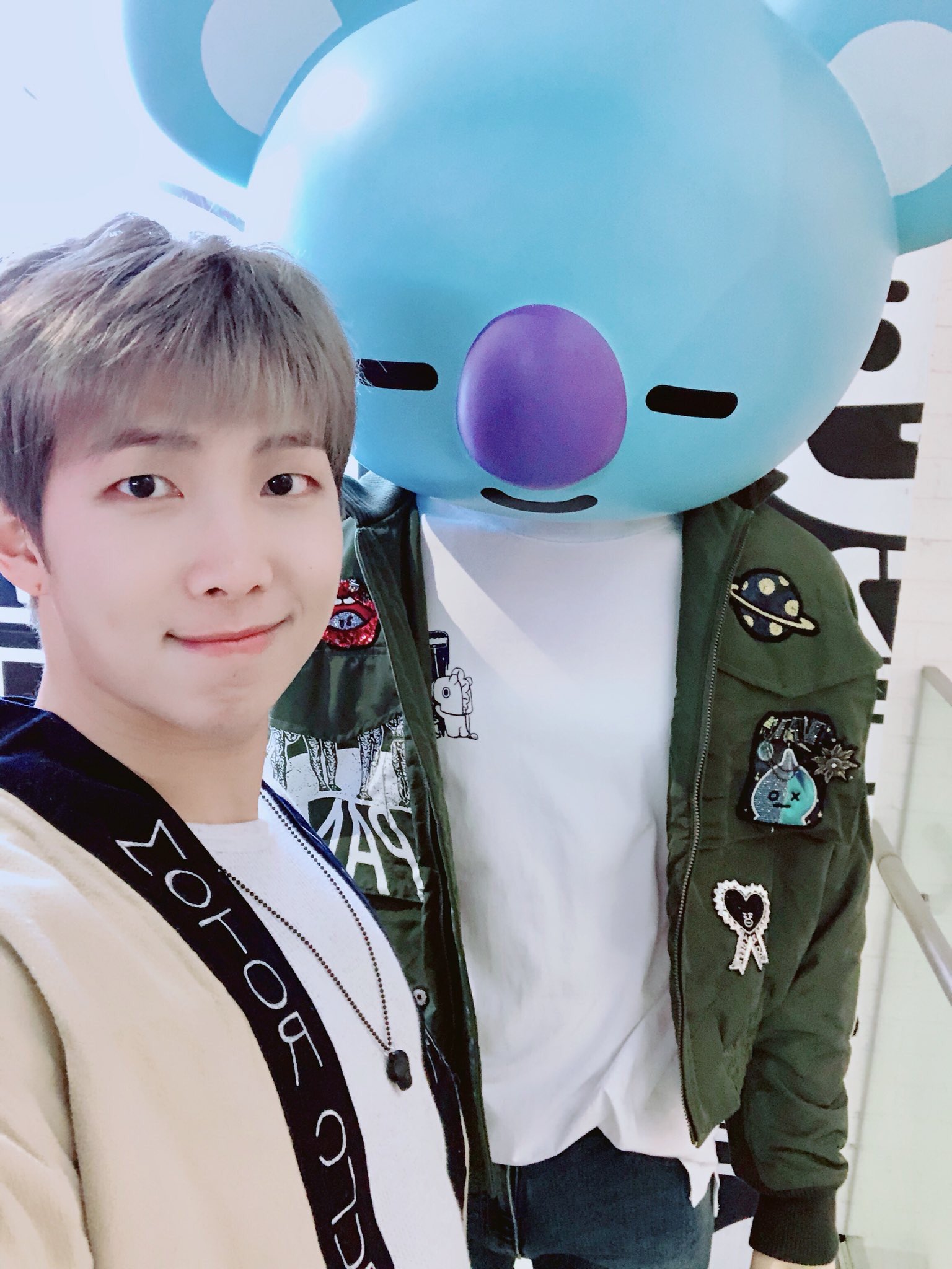 カイピ در توییتر 彼氏とデートなう に使おう Bts 防弾少年団 Rm ラプたん ラプモン レプモン リーダーモン 破壊神 김남준 キムナムジュン ナムジュン ラプペン マジ好き 大好き 癒しえくぼ ヤバい 愛が止まらない カイピ در توییتر 彼氏とデートなう に使おう Bts 防弾少年団 Rm ラプたん ラプモン レプモン リーダーモン 破壊神 김남준 キムナムジュン ナムジュン ラプペン マジ好き 大好き 癒しえくぼ ヤバい 愛が止まらない