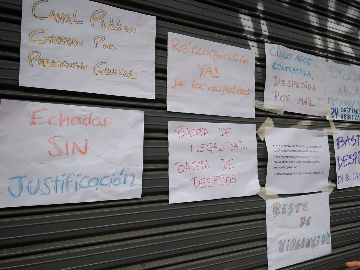 asambleacanal's tweet photo. Un canal PÚBLICO que está cerrado porque su director @e_cura realiza persecución gremial contra los trabajadores. #ReincorporaciónYA de los 24 despedidxs #DespidosEnElCanalDeLaCiudad @gcba https://t.co/vAoXxTZHpS