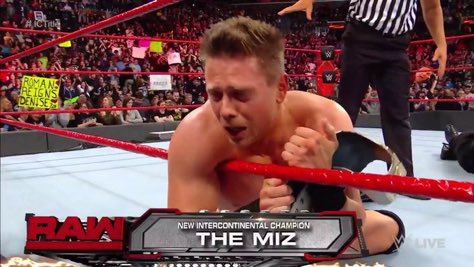 MSWrestlingRP's tweet photo. HE'S DONE IT! Here is your winner...and NEWWWWWW #ICChampion (for the 8TH TIME) @MoneyMaker_Miz ! #RAW25 #ICTitle so proud if u babe i love i so much 👏🏼👏🏼👏🏼👏🏼 https://t.co/n5PgkA8qul