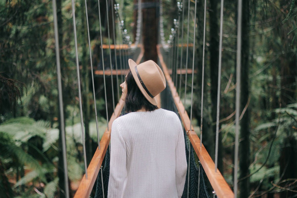 PebbleMagazine's tweet photo. The 6 ethical fashion trends that will make you dress differently this year
https://t.co/9Nm7SrPb7h #ethicalfashion #fash_rev #closedloop #organic https://t.co/SqwUSJ4NF6