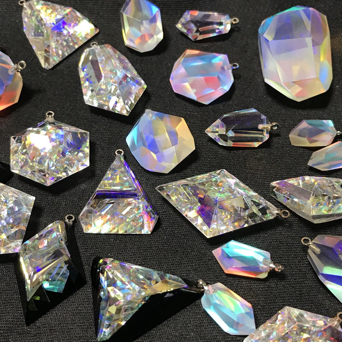 🌈💎光とガラスのコラボ 虹の結晶 モナジー工房 on X 🌈💎光とガラスのコラボ 虹の結晶 モナジー工房 on X
