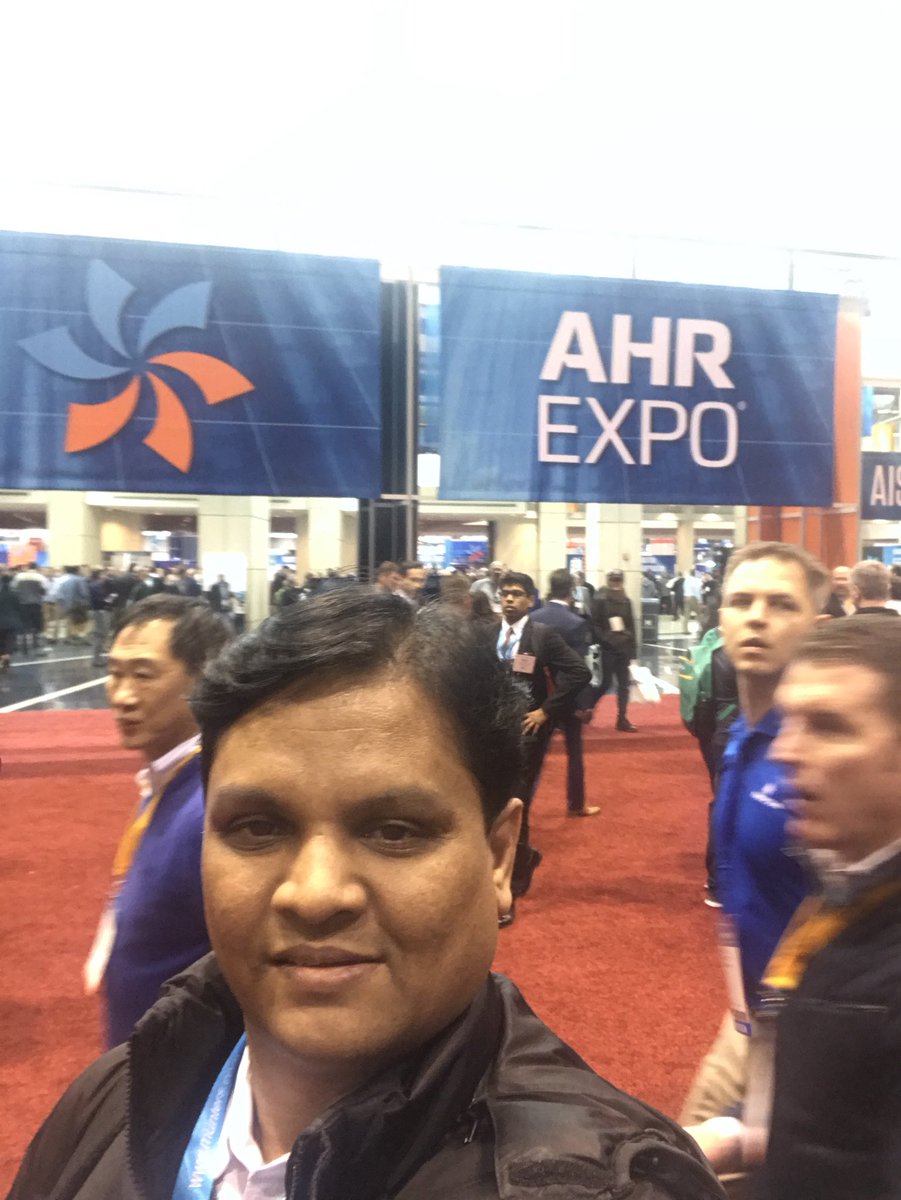 Syedap's tweet image. Visited to #AHR Expo at #ASHRAEChicago Winter Conference - Catch Up with #Smardt   Chiller representatives..one of the most #efficient oilless chiller! #EnergyEfficiency #myASHRAE
