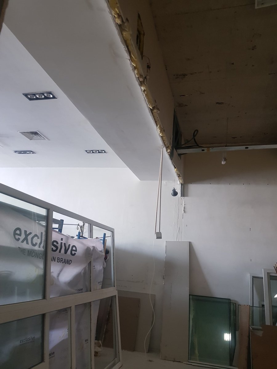 Миний хүү математикийн дэлхийн аваргын мөнгө,хүрэл медалтай,унаган польш хэлтэй, англиар хэнтэй ч ярьчихдаг нь байх ёстой л зүйл гэж боддог боловч амралтаараа ганцаараа 2 хоногт хийсэн энэ ажлыг нь хараад БАХАРХАН БАЯРЛАВ