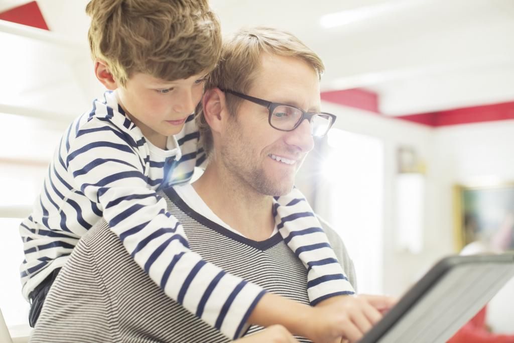 leggsplace's tweet photo. Tips for Teaching Your Child Good Digital Citizenship - https://t.co/G1fB4S6lv7 #digicit #kids #Xooloo https://t.co/kDFasuLpVj