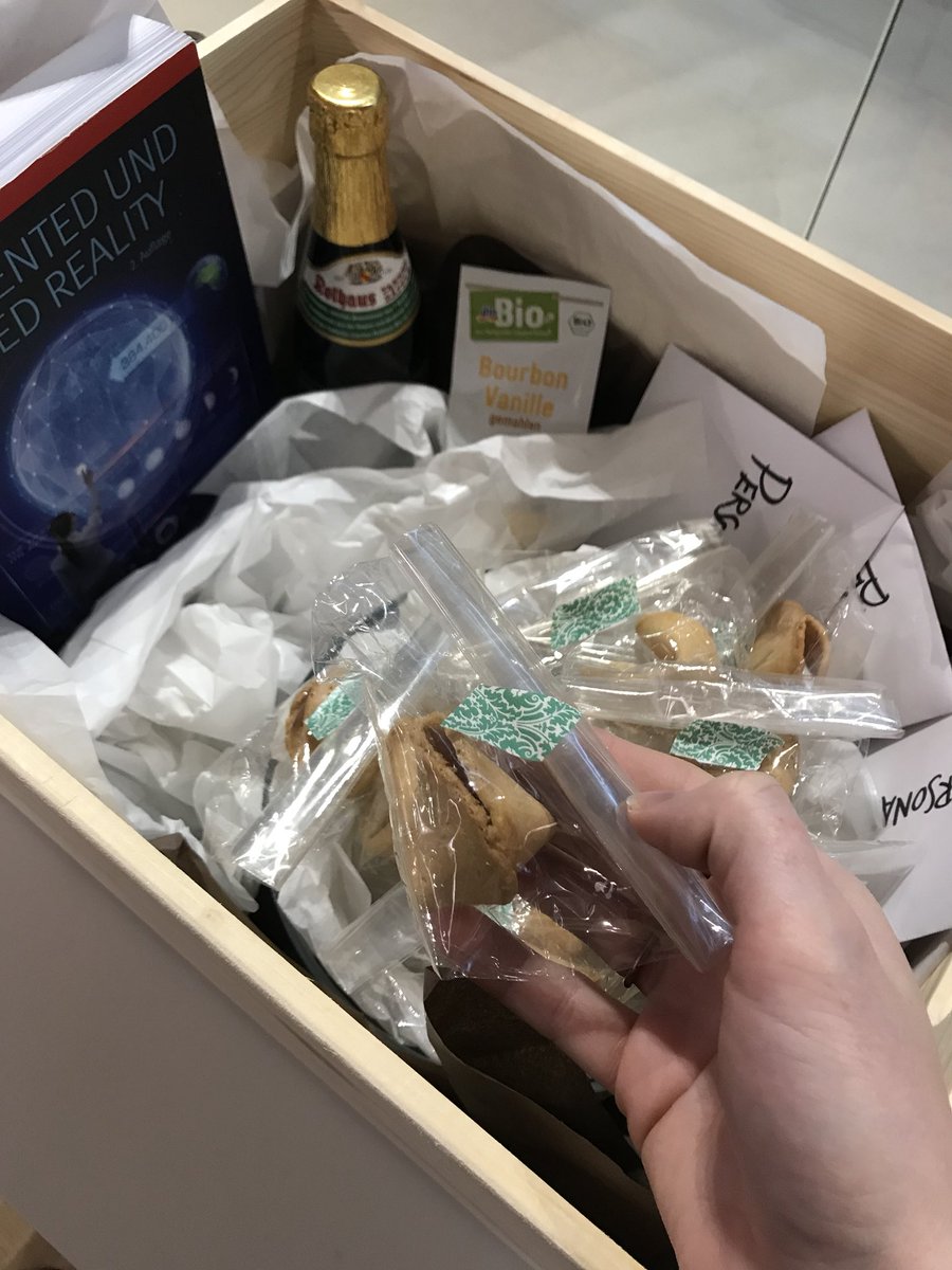 viable_at's tweet photo. Sometimes you get stuck during creative sessions. That’s why we’ve come prepared with fun and inspiring interventions 😍 #prototyping #ideationweek #paradoxinterventions https://t.co/GMZ4GTqwPJ