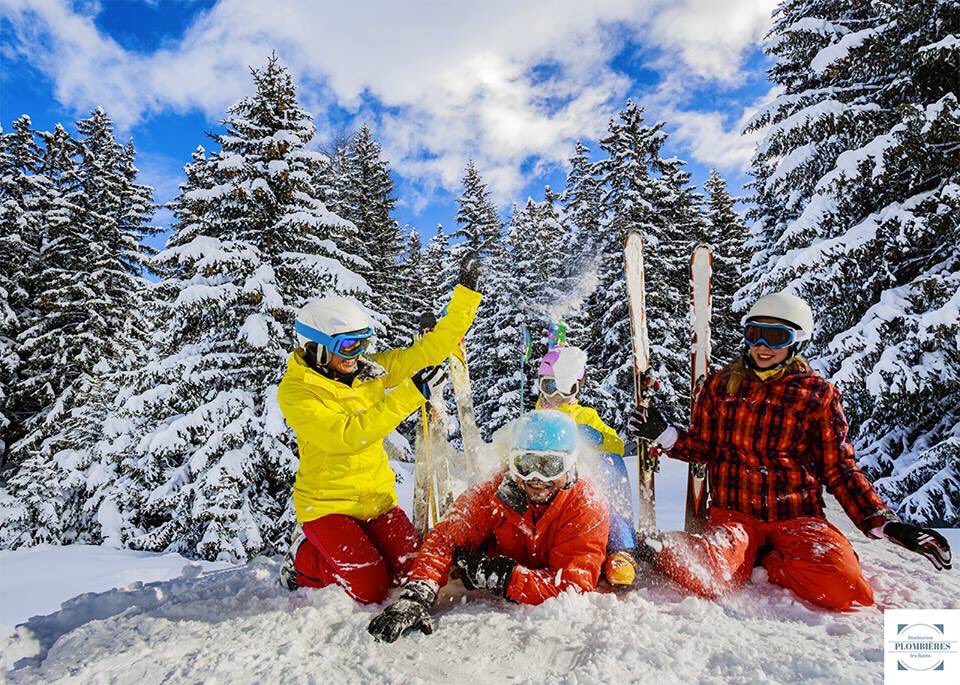 ❄ [Le saviez-vous ?] ❄
Plombières-les-Bains se trouve à 43km des pistes de Ski de Gerardmer et La Bresse ! ❄🤗 Pour votre hébergement pensez à regarder par ici 🔽
ot-remiremont.fr/hebergements #tourisme #montagne #ski #vosges #destinationplombiereslesbains