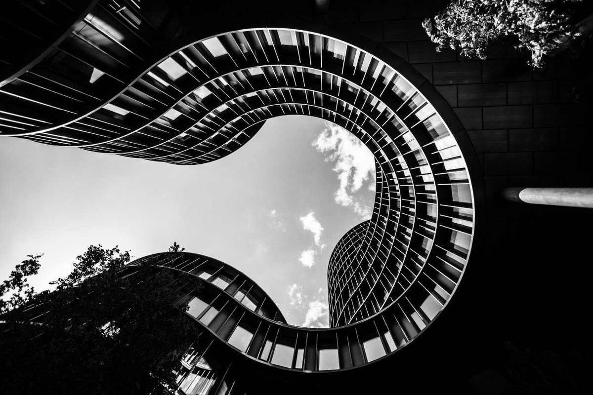 GegenWind_Photo's tweet photo. The new #AxelTowers in #Copenhagen isn't the prettiest building - but from this angle it is okay.

#visitcopenhagen #architectureporn #architecturephotography #blackandwhitephotography https://t.co/FYNfc66W1D