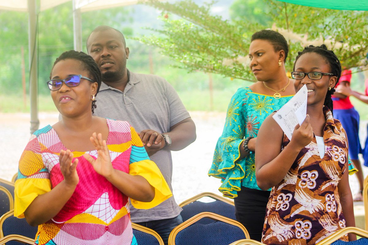 LegacyGirls_'s tweet photo. Our year under review!
A successful and joyous Carols services.
#legacy #legacy #shs #Ghanaschools #education #privategirlsschool #girlchild #boardingfacilities #investment #carolsservice #yearunderreview #highlights #fun https://t.co/X2XYfCDAGI