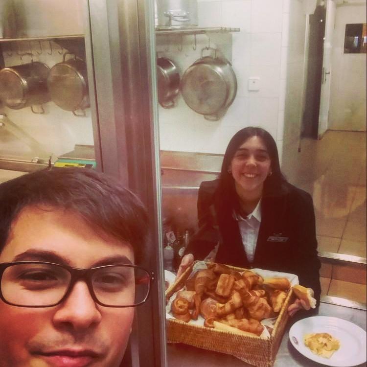 Internships_A's tweet photo. #Enjoying #amazing #internships #with our #hotels 
#spain #practice #students #animafestexperience #hoteles #dream https://t.co/OQTru3qHfV