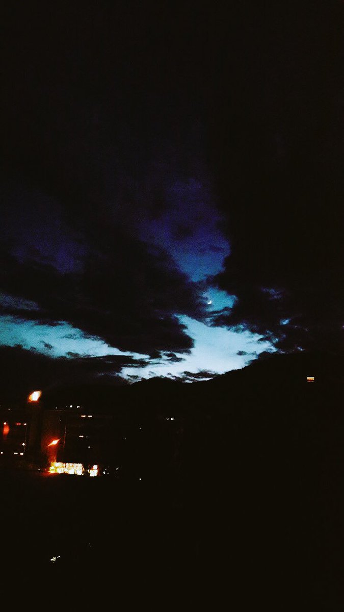 aestheticSJ's tweet photo. yesung aesthetic ✨ https://t.co/lzujUQwhKD