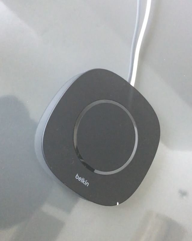 JinnoRufino's tweet image. The @belkin wireless charger is like magic! No need to plug anything to your phone! Perfect #PMCiPhoneX companion for home or office. Available at @powermaccenter #powermaccenter ift.tt/2rz1c4B