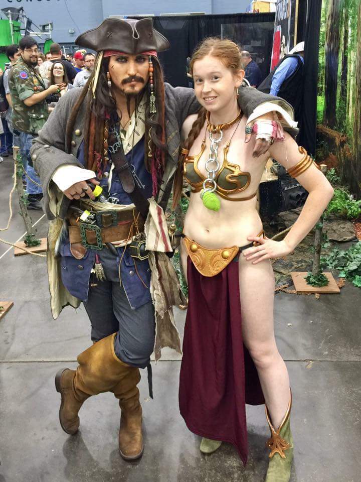 handofthemperor's tweet photo. One of my favorite photos with @justsomenerd at the @CinciComicExpo
#RebelLegion #WereTheGoodGuys #StarWars #StarWarsCosplay #Cosplay #SlaveLeia #JackSparrow #CincinnatiComicExpo2017 #CCE #CCE2017 #CincinnatiComicExpo https://t.co/8M9cFDiyzE